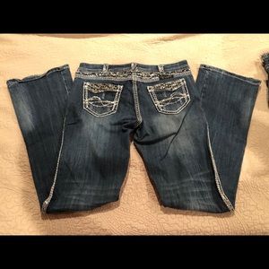 Cowgirl Tuff jeans